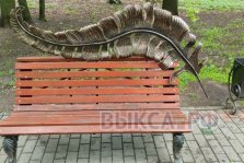 выкса.рф, В Выксе зафиксирован очередной случай вандализма: похищена часть инсталляции «Литературная скамья»